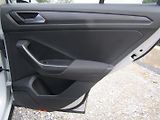 Volkswagen T-Roc (2018) 1.0 TSI 85kW  1.majitel - náhled 23