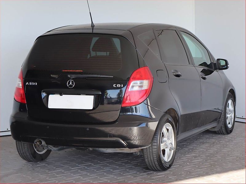 Mercedes-Benz Třídy A (2009) A 180 CDI , nová STK - fotka 5 z 16