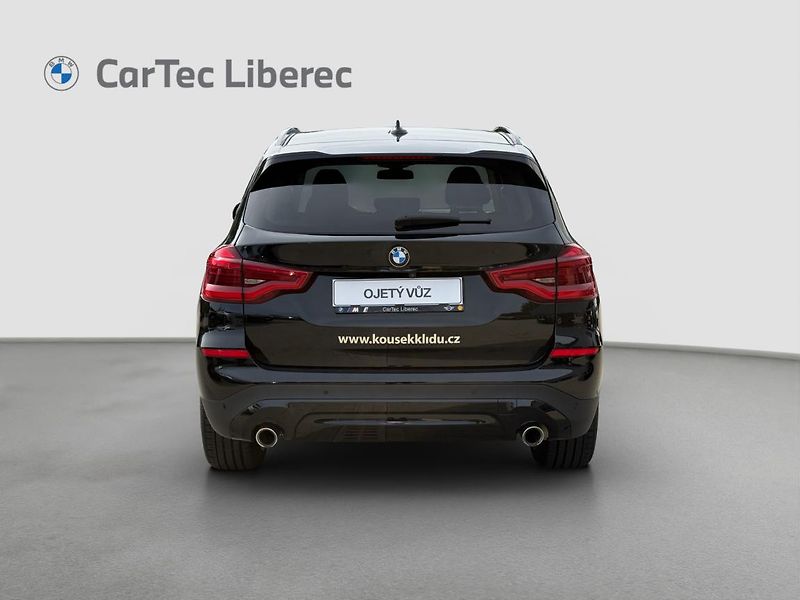 BMW X3 xDrive30d - fotka 17 z 18