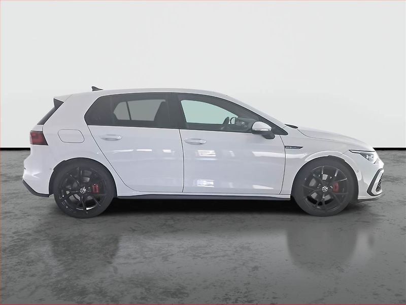Volkswagen Golf (2024) 2.0 TDI GTD - fotka 6 z 21
