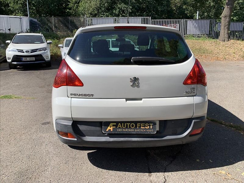 Peugeot 3008 1,6 HDI AUTOMAT - fotka 6 z 17