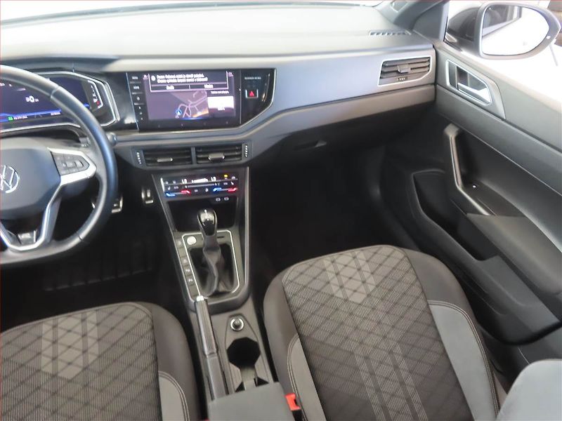 Volkswagen Taigo (2022) R-Line 1.5 TSI - fotka 8 z 14