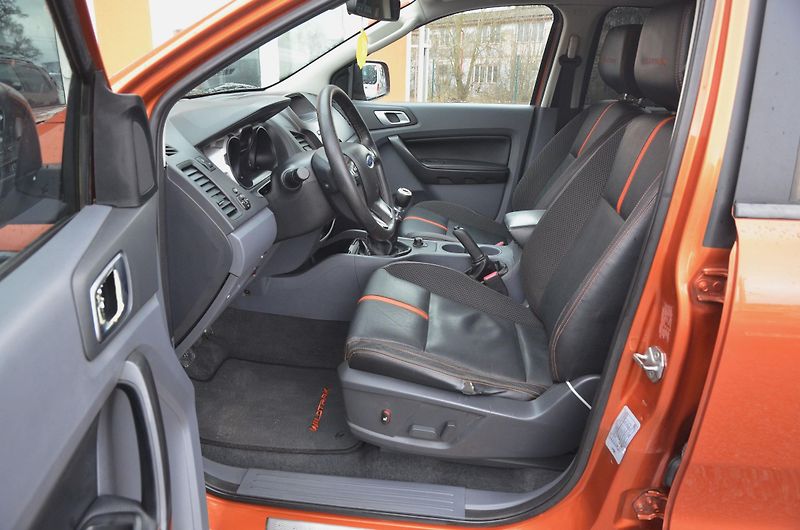 Ford Ranger (2012) Wildtrak 3.2 TDCi 4x4 TAŽNÉ ČR - fotka 15 z 37