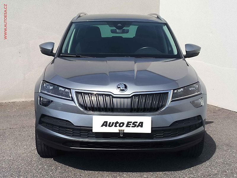 Škoda Karoq (2018) 1.0 TSi, Ambition, LED, navi - fotka 2 z 25