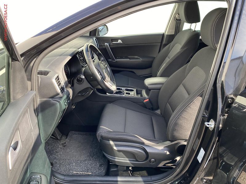 Kia Sportage (2020) 1.6CRDi 4x4, ČR, AT, navi - fotka 13 z 19