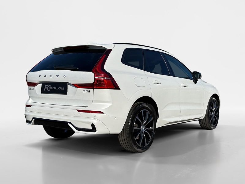 Volvo XC60 B5 AWD PLUS DARK // REZERVACE - fotka 8 z 45