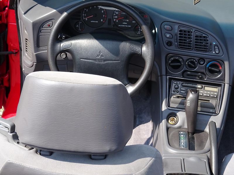 Mitsubishi Eclipse (1996) 2,4 SPYDER - fotka 15 z 32