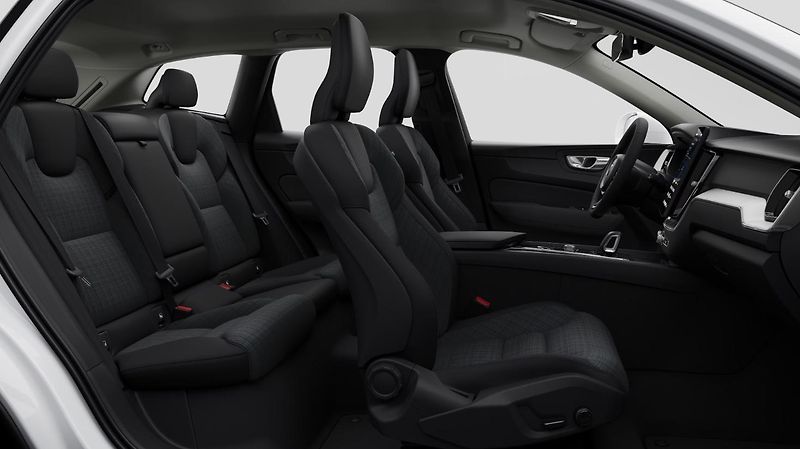 Volvo XC60 (2026) B5 AWD CORE AUT - fotka 7 z 19