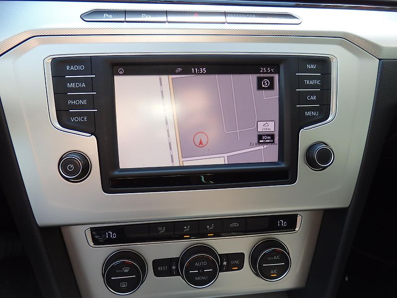 Volkswagen Passat 2.0 TDI 6x AIRBAG, DIGI. KLIMA - fotka 13 z 20
