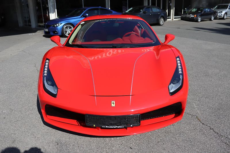 Ferrari 488 (2019) 488 GTB | 1. Majitel | ČR  - fotka 3 z 75
