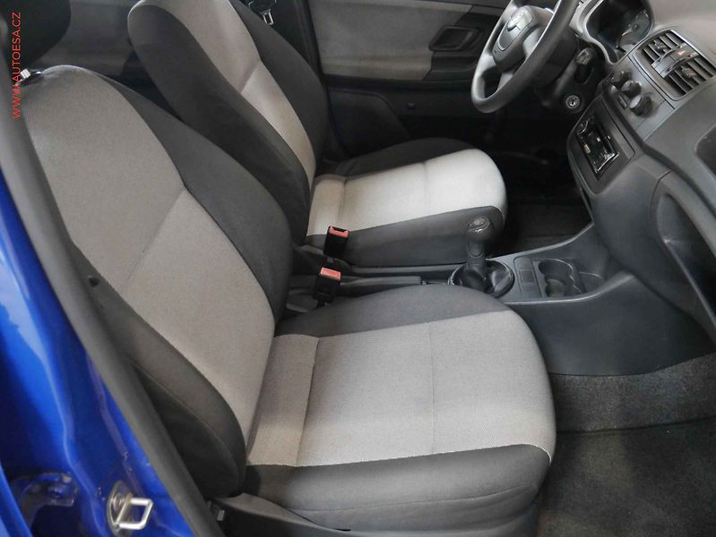 Škoda Fabia (2009) 1.2 HTP, STK727 - fotka 12 z 16