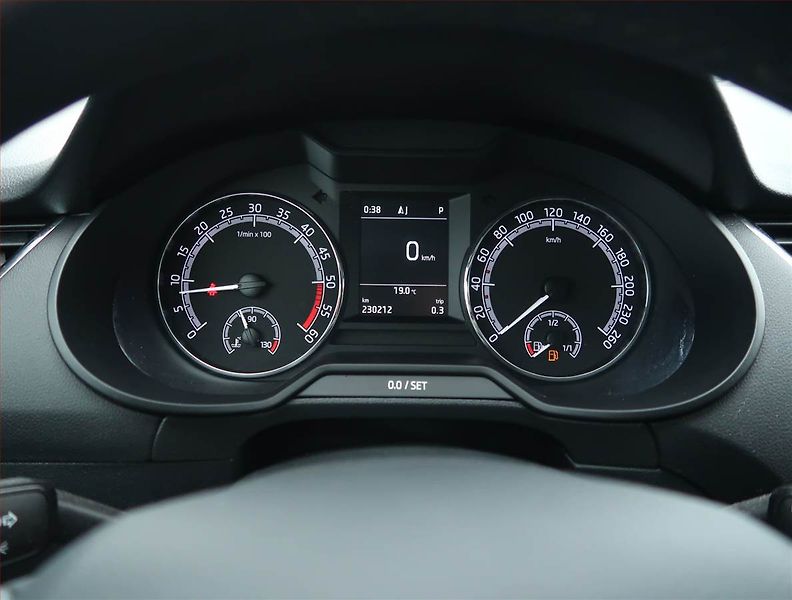 Škoda Octavia (2017) Ambition Plus 2.0 TDI, Automat - fotka 11 z 18