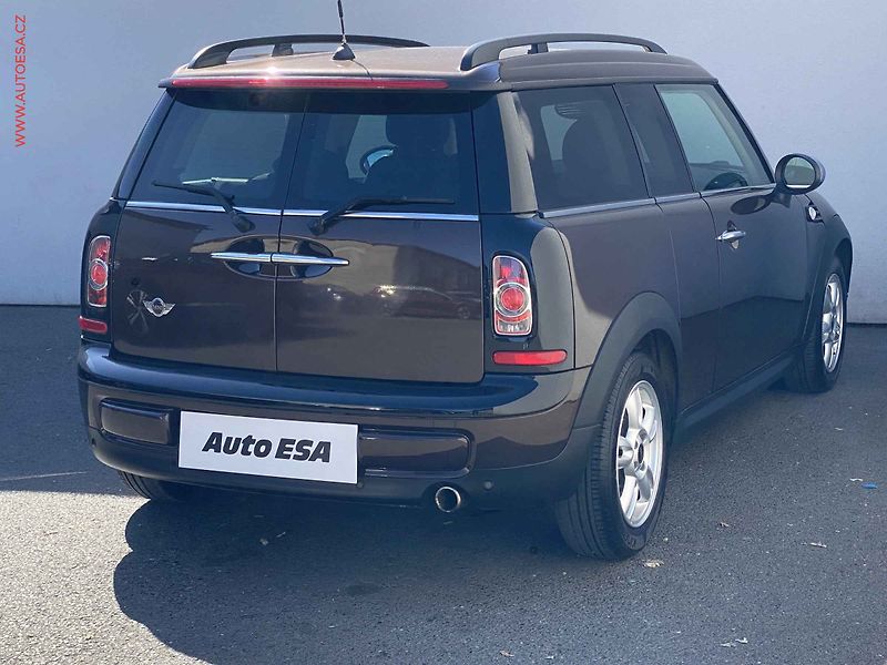 Mini Cooper (2012) 1.6i, AC, park.asist - fotka 4 z 13