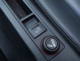 Audi A4 (2007) 2.0 TDI, Serv.kniha, Xenony - náhled 16