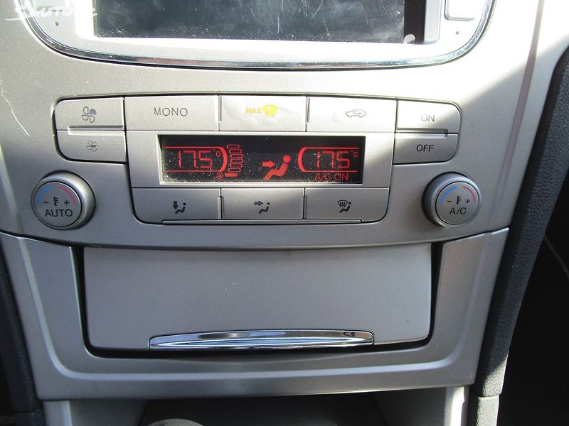 Ford Mondeo 1,8TDCI-92KW-NOVÁ STK - fotka 17 z 27