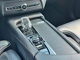 Volvo XC90 (2019) B5 AWD Inscription PANO TZ VZD - náhled 11