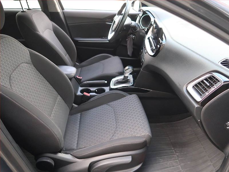 Kia Ceed (2020) Gold 1.6 CRDi, Automat - fotka 9 z 18