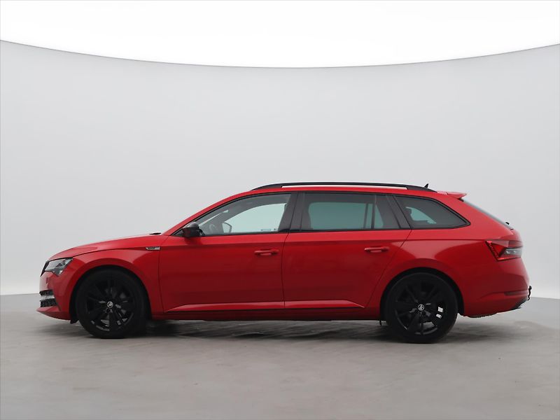 Škoda Superb 2.0 TDI 140kW SportLine DSG CZ - fotka 4 z 32