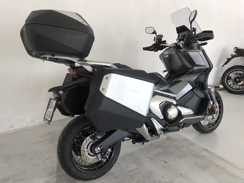 Honda X-ADV 750 ABS - fotka 3 z 19