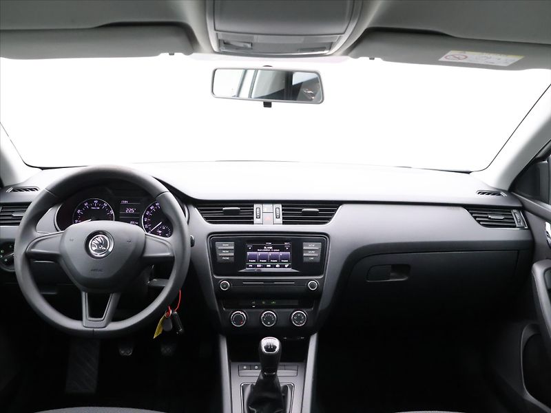 Škoda Octavia 1,2 TSI 63 kW Tempomat CZ - fotka 20 z 27