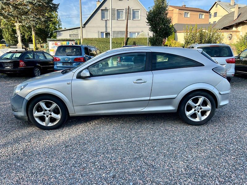 Opel Astra (2007) 1.7d 74 kW - fotka 3 z 19