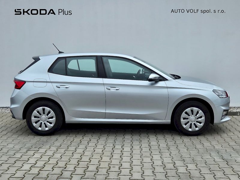 Škoda Fabia (2025) Selection 1.0 TSI 70 kW 5°manu - fotka 9 z 27