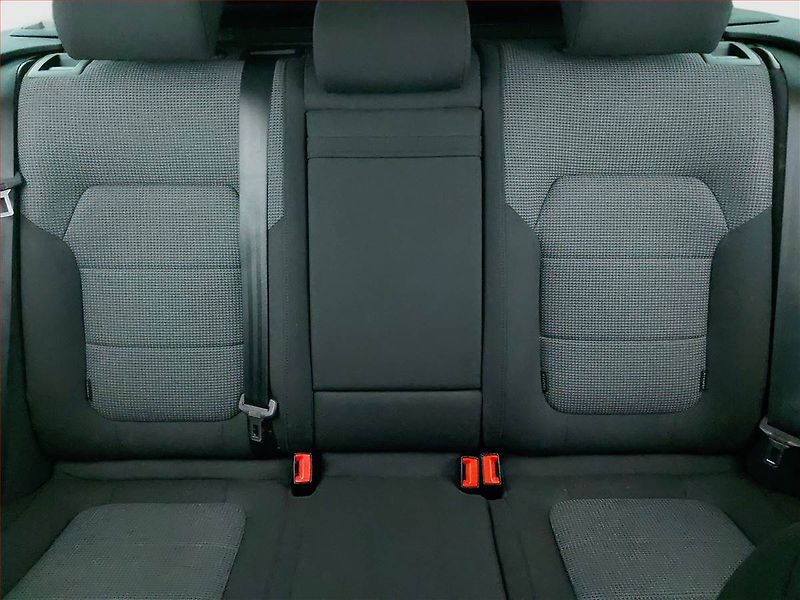 Volkswagen Passat (2014) 1.4 TSI, Navi, Tempomat - fotka 10 z 21