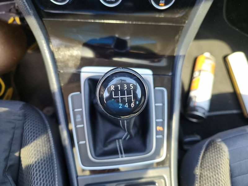 Volkswagen Golf (2015) - fotka 5 z 37