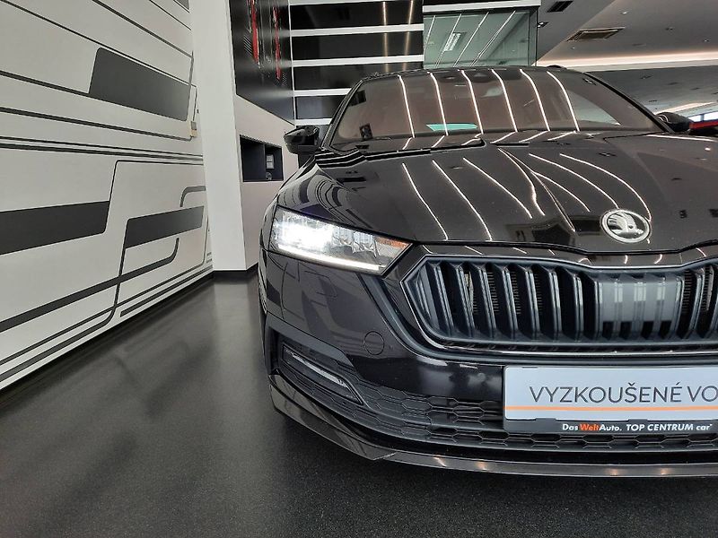 Škoda Octavia (2022) Combi Sportline 2.0 TSI 4x4 (1 - fotka 29 z 31