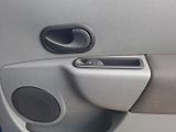Renault Modus (2007) 1.2i 55kW -KLIMATIZACE - náhled 20