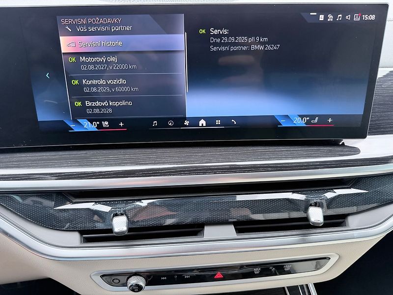 BMW X5 30xD Vzduch Nezávislé Tažné - fotka 32 z 35