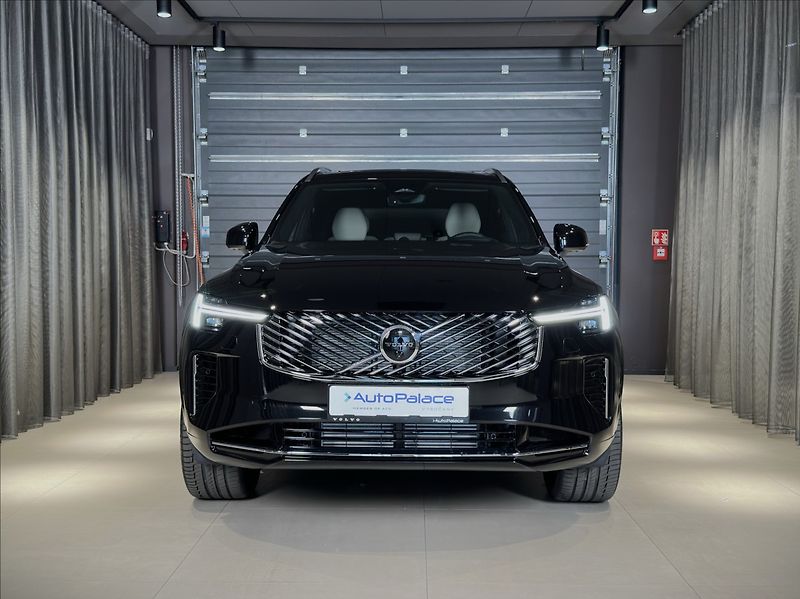 Volvo XC90 (2026) 2,0 T8  Ultra Bright - fotka 6 z 22