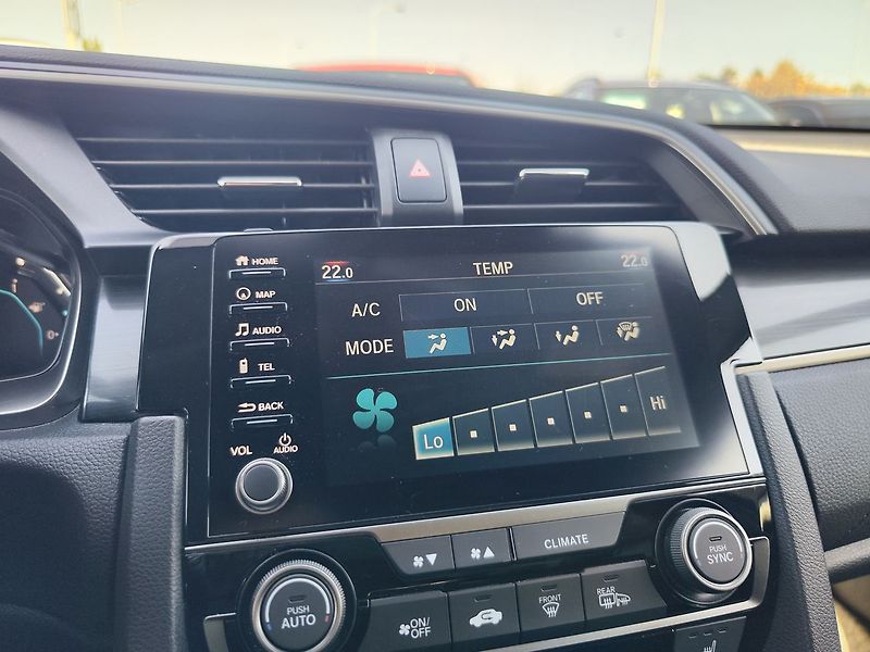 Honda Civic 1.0 i-VTec/93kW Elegance - fotka 18 z 30