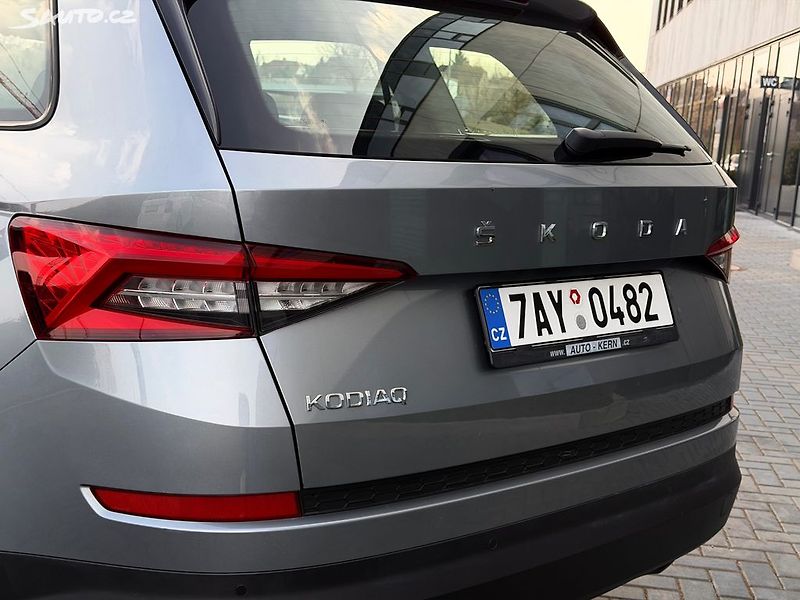 Škoda Kodiaq (2019) 1.5 tsi 110 kW / manuál - fotka 12 z 21