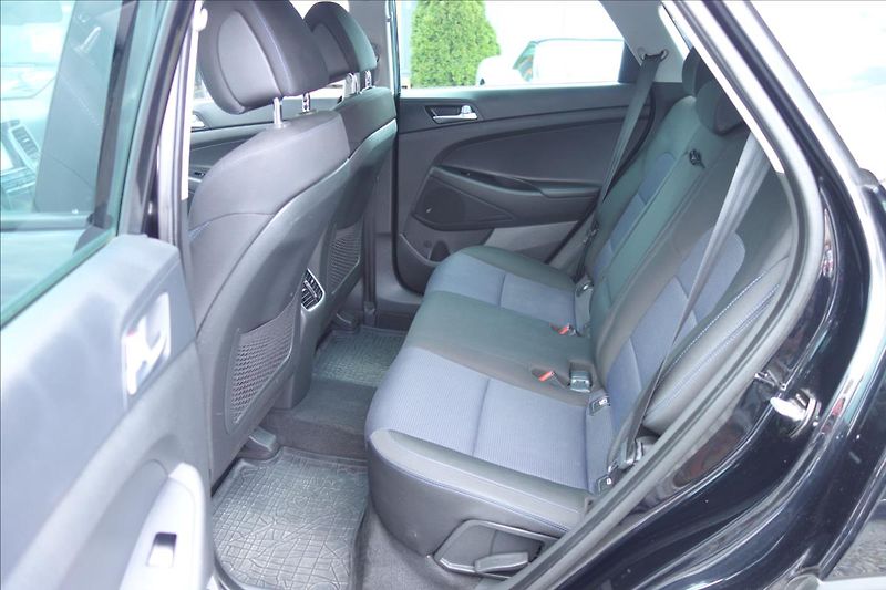 Hyundai Tucson 1,7 CRDi 85KW, ČR, NAVIGACE. - fotka 14 z 38