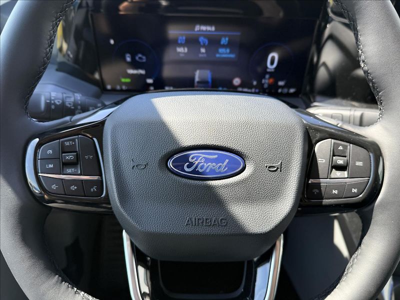 Ford Tourneo Custom 2,5 PHEV 171 kW Titanium L2 - fotka 21 z 26