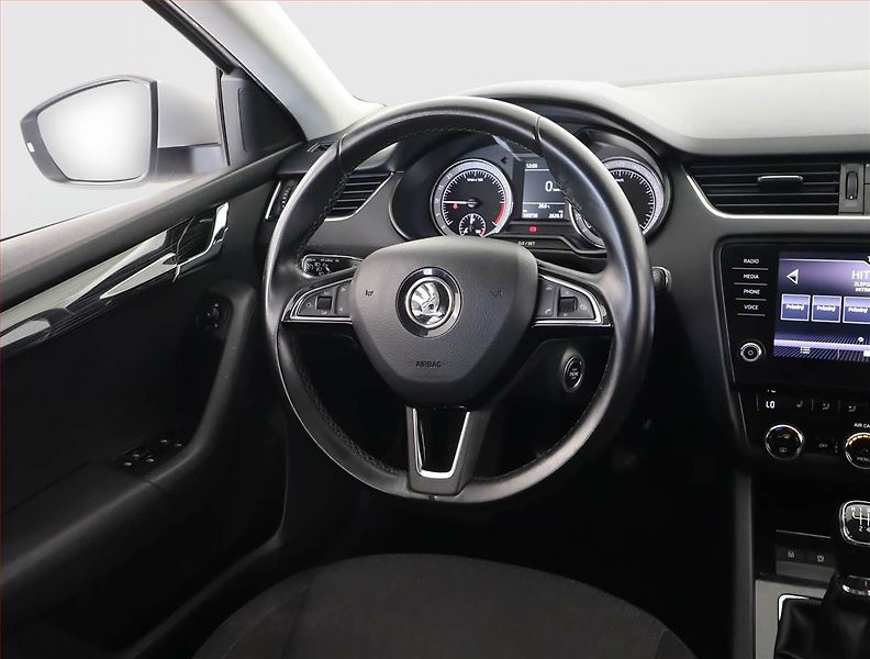 Škoda Octavia (2017) Style 1.6 TDI, Tempomat - fotka 7 z 21