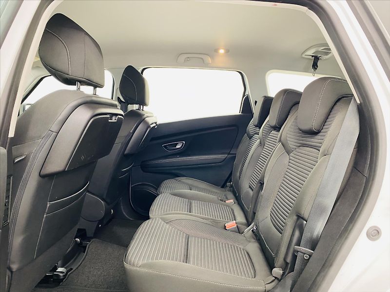 Renault Grand Scénic 1,2 Tce 97kW Intense  Scenic - fotka 6 z 25
