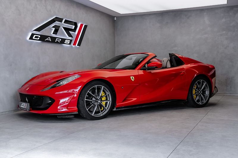 Ferrari 812 GTS, lift, karbon, CZ - fotka 3 z 40