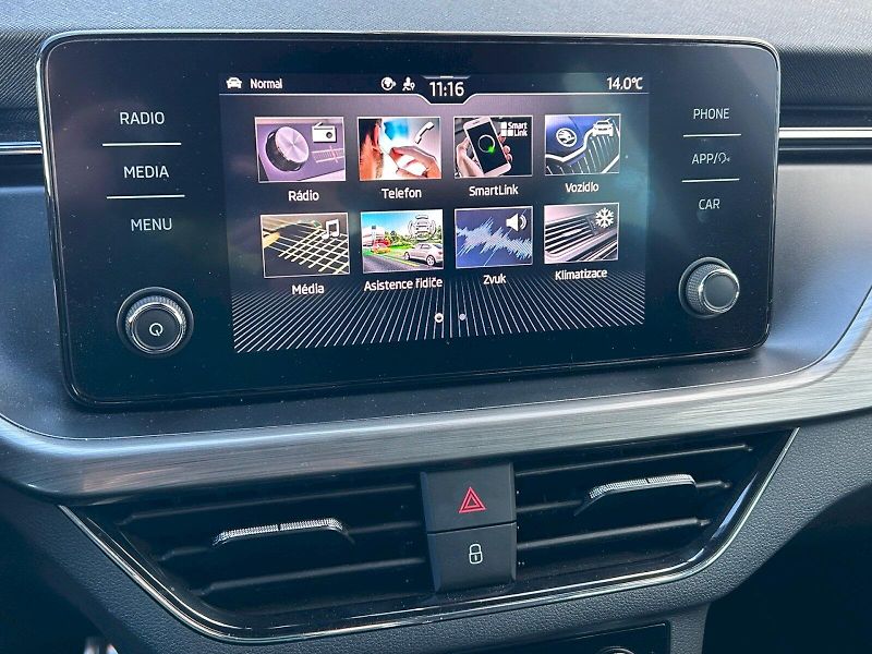 Škoda Kamiq (2020) Scoutline 1.5 TSI 110 kW DSG - fotka 21 z 33