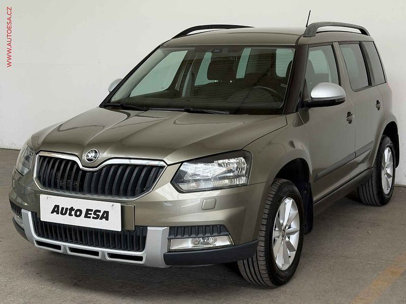 Škoda Yeti (2015) 2.0 TDi, 2.maj,ČR, AMB, TZ - fotka 3 z 18