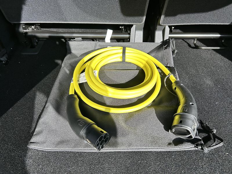 Ford Tourneo Connect 1.5 Ecoboost 110kW AT Titanium - fotka 8 z 38