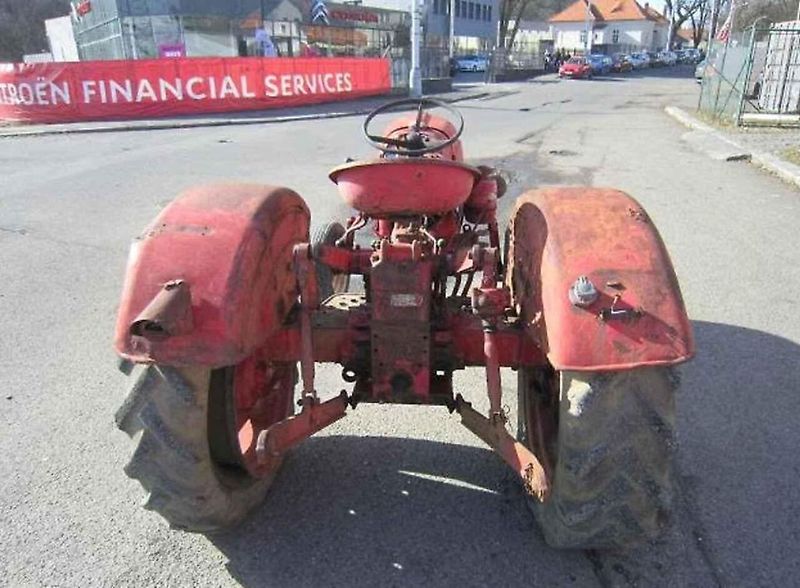 Porsche Standard.