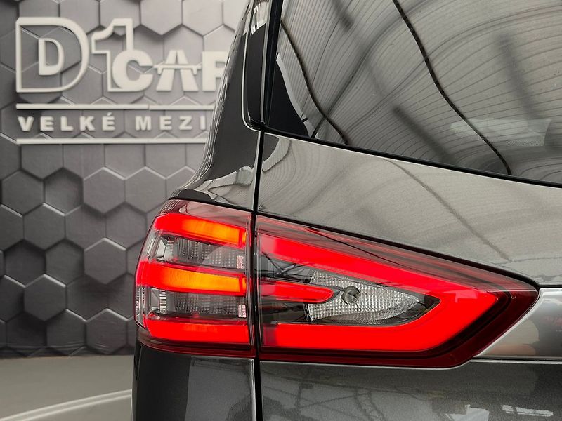 Ford S-MAX 2,5 HEV Titan. 7 míst ZAMLUVEN - fotka 43 z 65