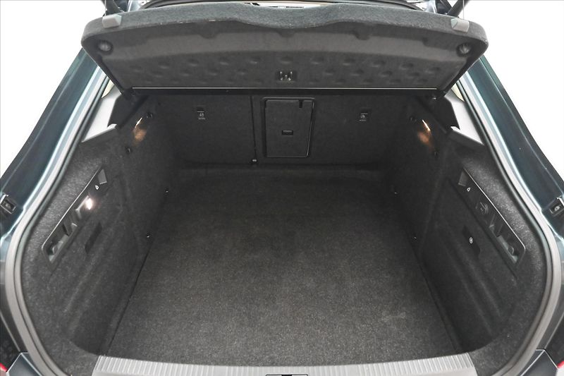 Škoda Superb 2,0 TDI 140 kW DSG L&K Záruka - fotka 10 z 32