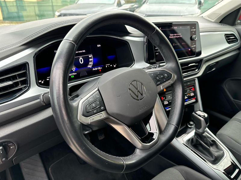 Volkswagen T-Roc Life 1.5 TSI 110kW DSG - fotka 17 z 20