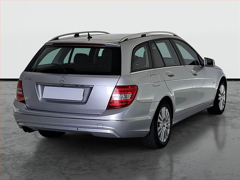 Mercedes-Benz Třídy C (2011) Elegance C 180, Automat, Navi - fotka 5 z 19