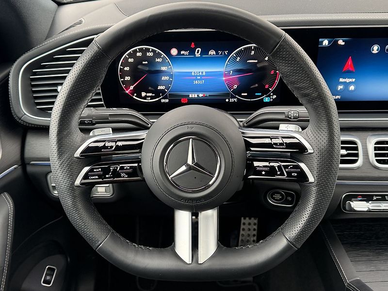 Mercedes-Benz GLE 450d 4MATIC AMG NIGHT - fotka 18 z 36