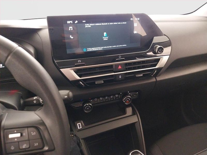 Citroën C4 (2024) 1.2 PureTech, ČR,1.maj - fotka 12 z 18