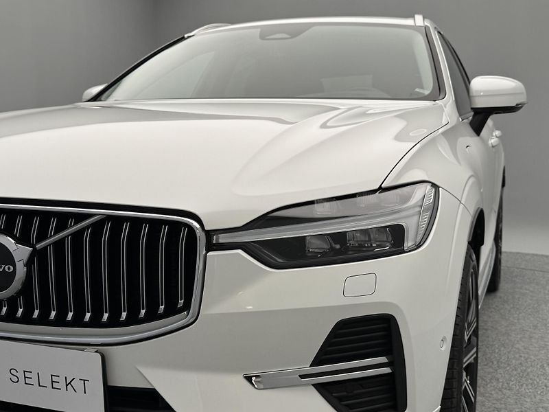 Volvo XC60 T8 AWD BRIGHT PLUS REZERVACE - fotka 23 z 48